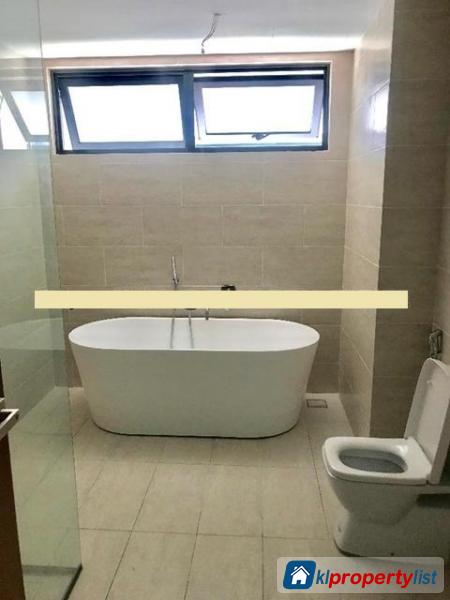 5 bedroom Condominium for sale in Cheras - image 17