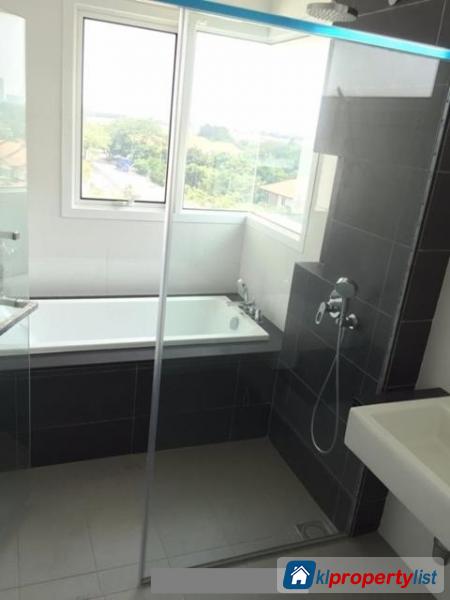 5 bedroom Duplex for sale in Puchong - image 16