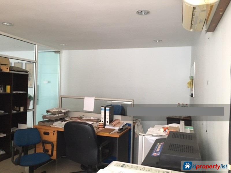 Warehouse/Store for sale in Batu Berendam - image 12