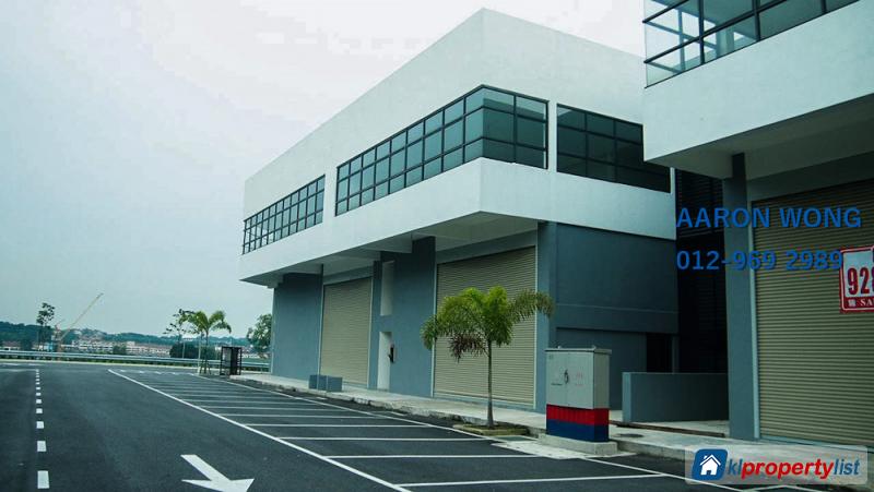 Factory for rent in Sungai Buloh - image 12