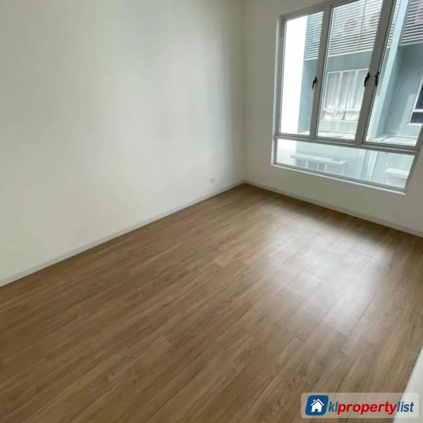 6 bedroom Semi-detached House for sale in Kajang in Selangor - image