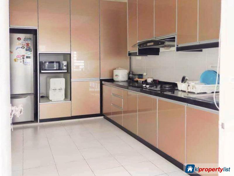 3 bedroom Townhouse for sale in Seri Kembangan - image 5