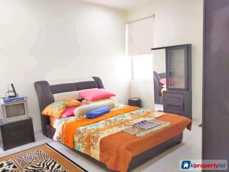 3 bedroom Townhouse for sale in Seri Kembangan - image 9