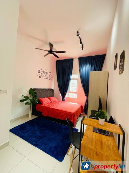 Room in condominium for rent in City Centre