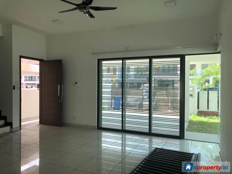 5 bedroom 2-sty Terrace/Link House for sale in Alam Impian in Malaysia - image