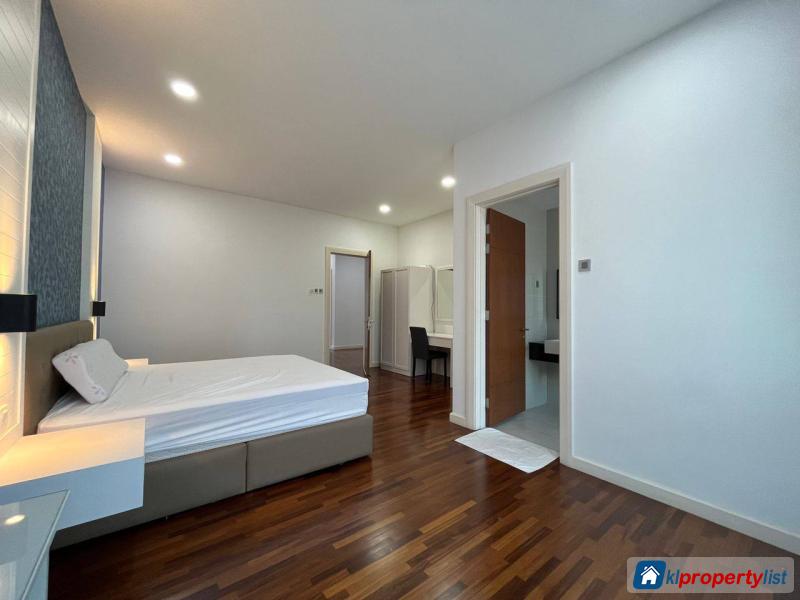 Picture of 8 bedroom Bungalow for sale in Kajang in Selangor