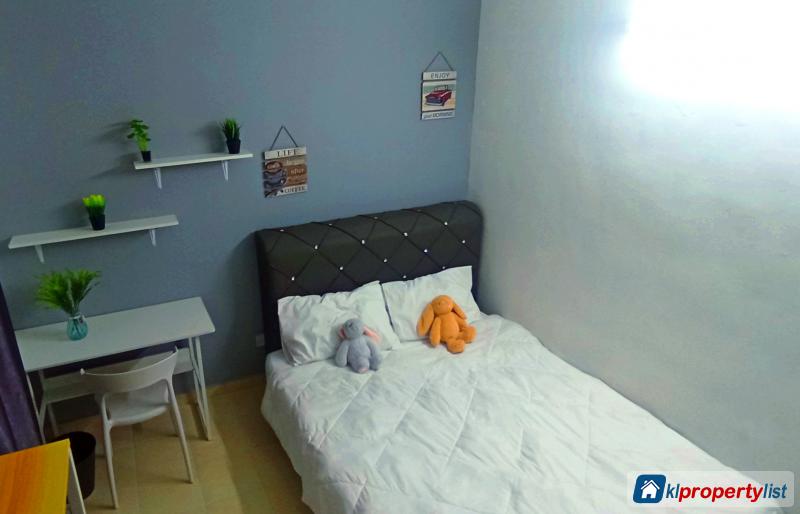 Room in apartment for rent in Subang Jaya - image 3