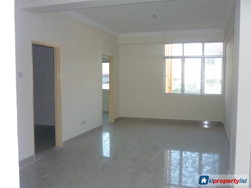 3 bedroom Flat for sale in Bangi - image 2