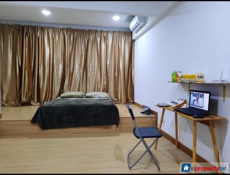 6 bedroom Condominium for sale in Seri Kembangan - image 15