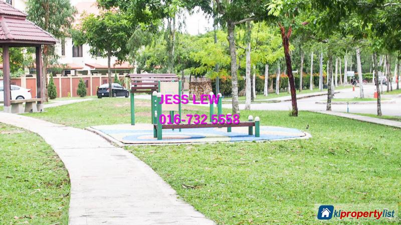 4 bedroom 2-sty Terrace/Link House for rent in Puchong - image 1
