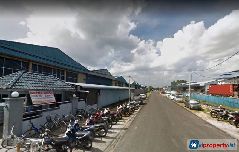Factory for sale in Batu Pahat - image 14