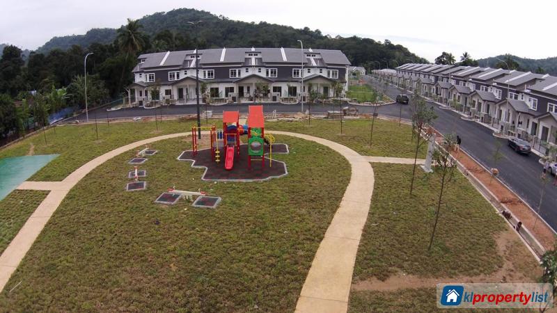 4 bedroom 2-sty Terrace/Link House for sale in Hulu Langat - image 2