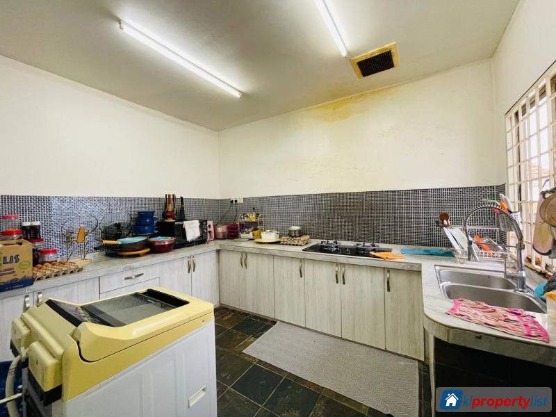 8 bedroom Semi-detached House for sale in Ampang - image 11
