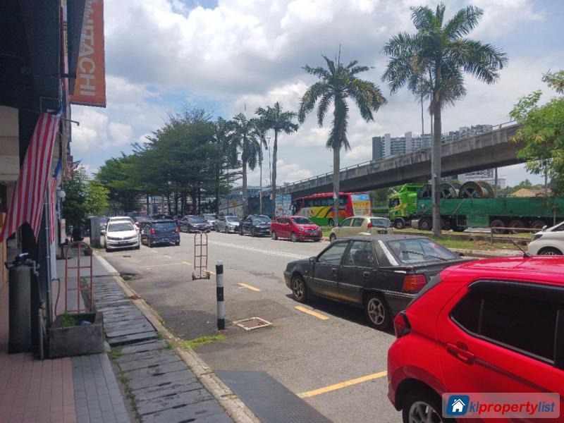 Shop for rent in Seri Kembangan - image 7