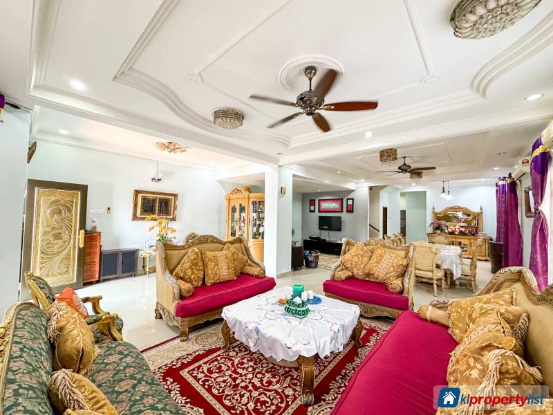 Picture of 6 bedroom Semi-detached House for sale in Kajang in Malaysia