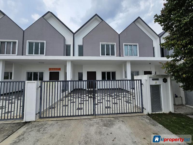 4 bedroom 2-sty Terrace/Link House for sale in Semenyih - image 1