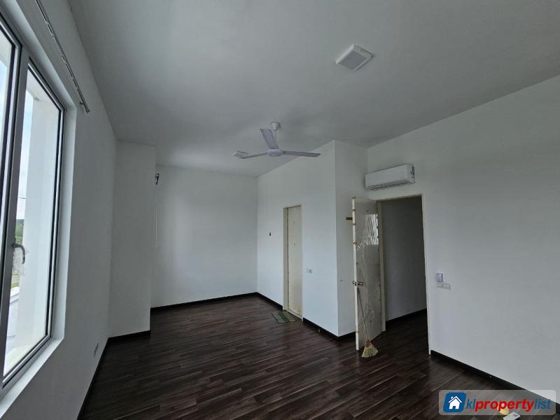 4 bedroom 2-sty Terrace/Link House for sale in Semenyih - image 9