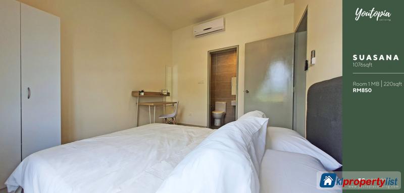 Room in condominium for rent in Damansara Damai - image 2