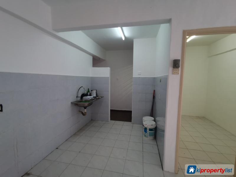 3 bedroom Apartment for sale in Kahang