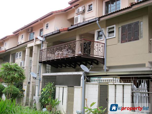 Picture of 3 bedroom Townhouse for sale in Petaling Jaya in Selangor