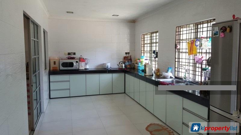 6 bedroom Semi-detached House for sale in Puchong - image 9