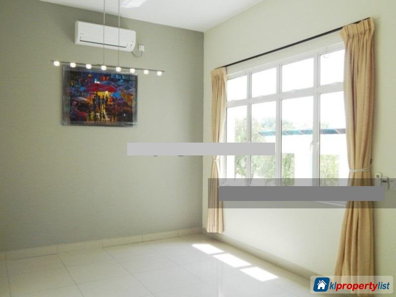 5 bedroom Bungalow for sale in Nusajaya in Malaysia - image