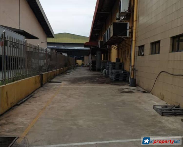 Factory for rent in Balakong - image 2