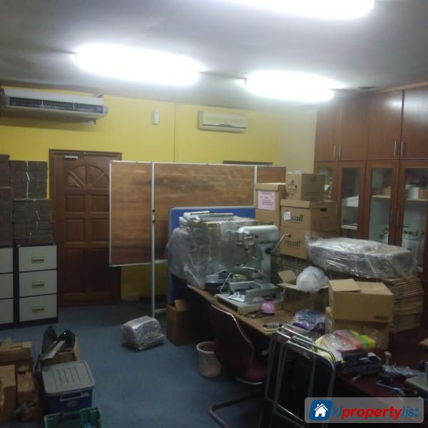 Shophouse for sale in Ampang - image 10