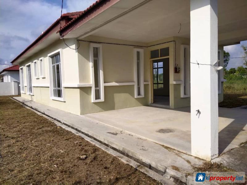 4 bedroom Bungalow for sale in Mantin - image 3