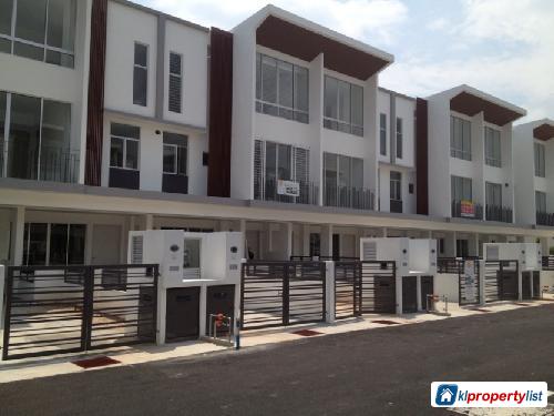 3 bedroom Townhouse for sale in Kuala Selangor - image 1