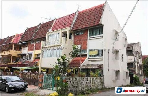 Pictures of 3 bedroom Townhouse for sale in Cheras