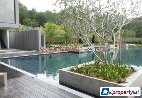 6 bedroom Townhouse for sale in Seri Kembangan