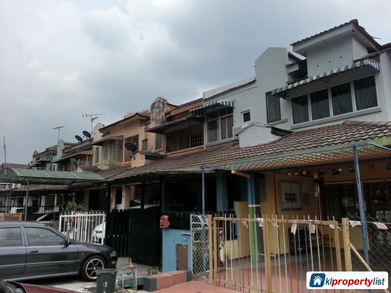 3 bedroom Townhouse for sale in Bangi - image 1