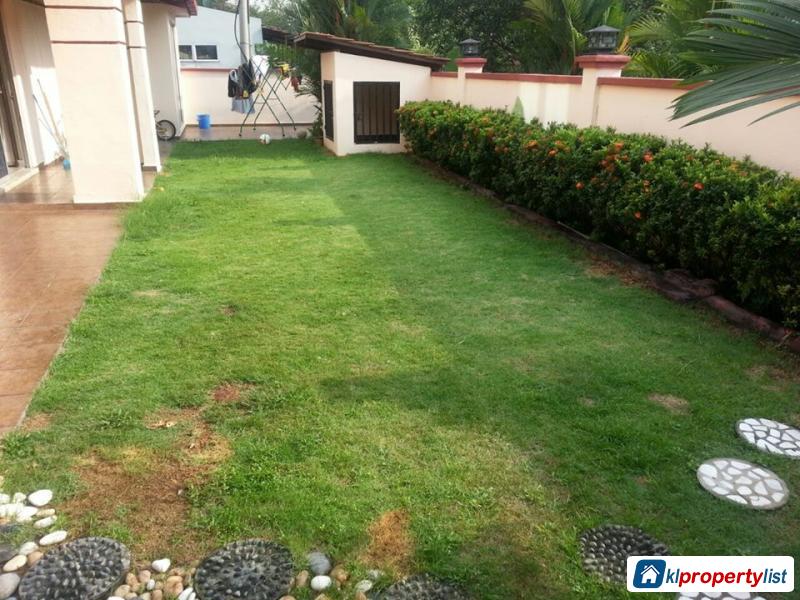 5 bedroom 2-sty Terrace/Link House for sale in USJ - image 5