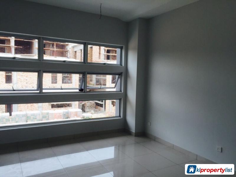 4 bedroom 3-sty Terrace/Link House for sale in Ampang - image 5