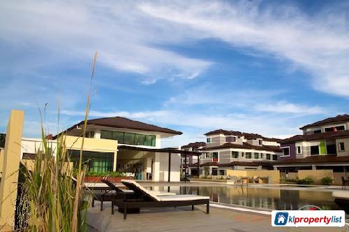 6 bedroom 2.5-sty Terrace/Link House for sale in Kuching - image 5