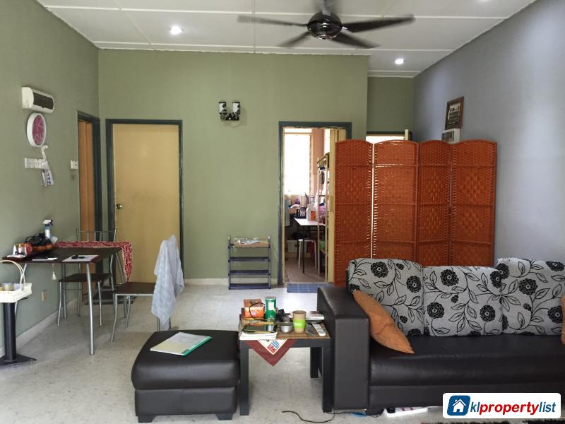 3 bedroom Apartment for sale in Pandan Jaya