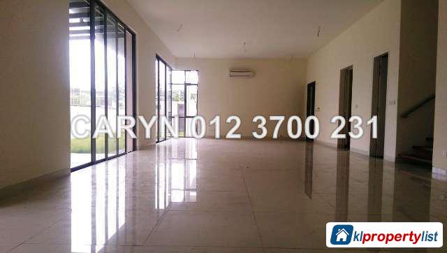 Pictures of 7 bedroom Semi-detached House for sale in Glenmarie