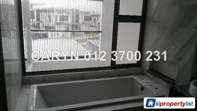 7 bedroom Semi-detached House for sale in Glenmarie - image 4