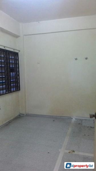 Picture of 3 bedroom Apartment for sale in Seri Kembangan in Malaysia