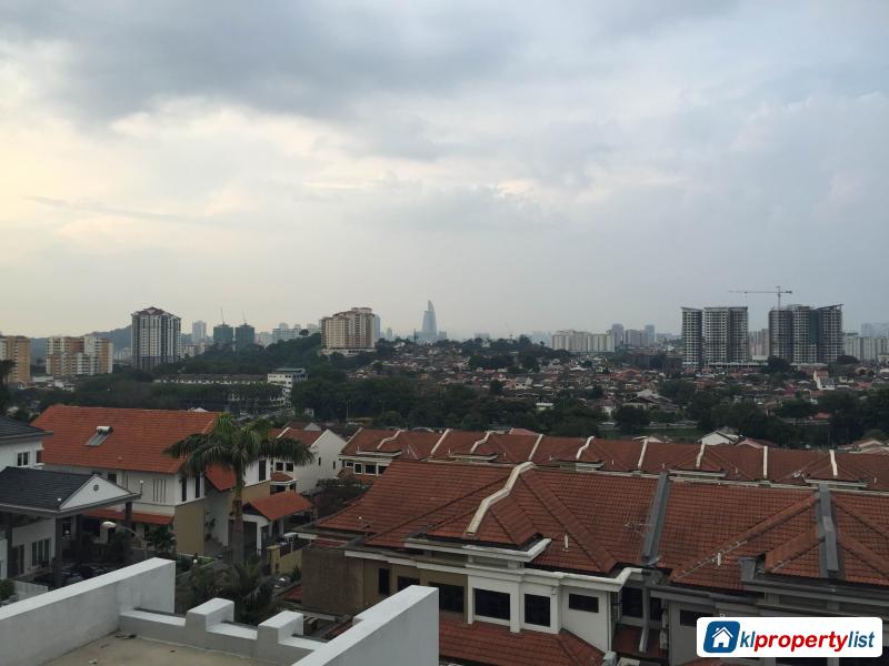6 bedroom 4.5-sty Terrace/Link House for sale in Petaling Jaya - image 11