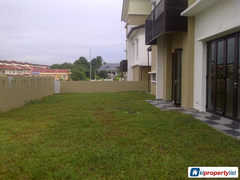6 bedroom Semi-detached House for sale in Kajang - image 2