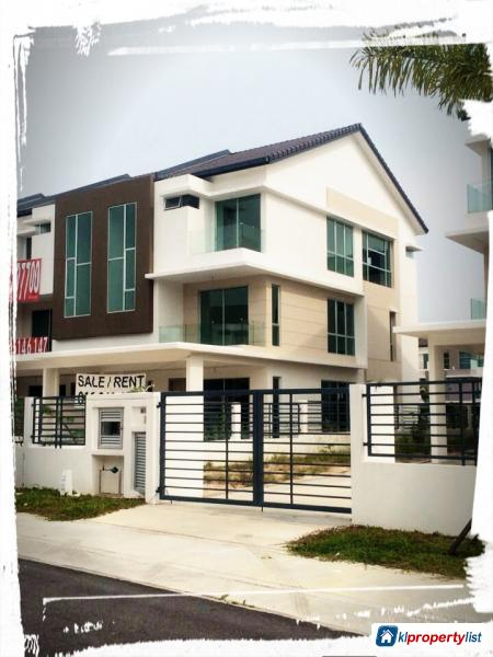 5 bedroom 3-sty Terrace/Link House for sale in Bandar Botanic - image 1
