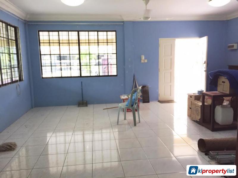 3 bedroom 2-sty Terrace/Link House for sale in Kuching - image 2