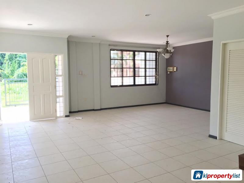 4 bedroom Semi-detached House for sale in Kuching - image 3