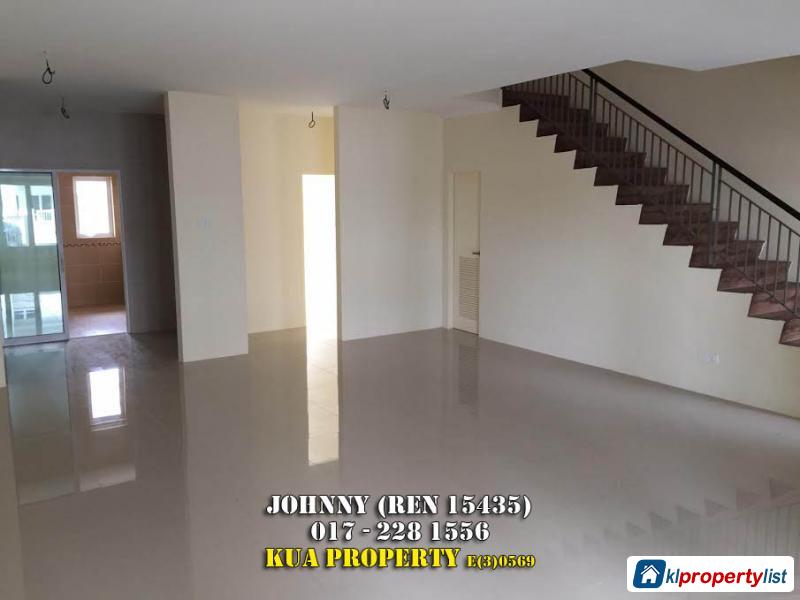 4 bedroom 2-sty Terrace/Link House for sale in Kuching - image 3