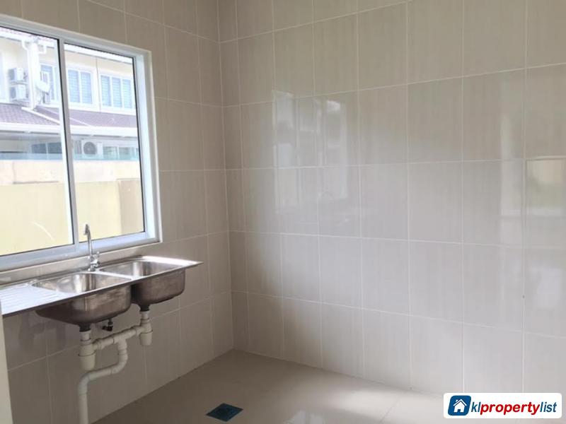 4 bedroom Semi-detached House for sale in Kuching - image 5
