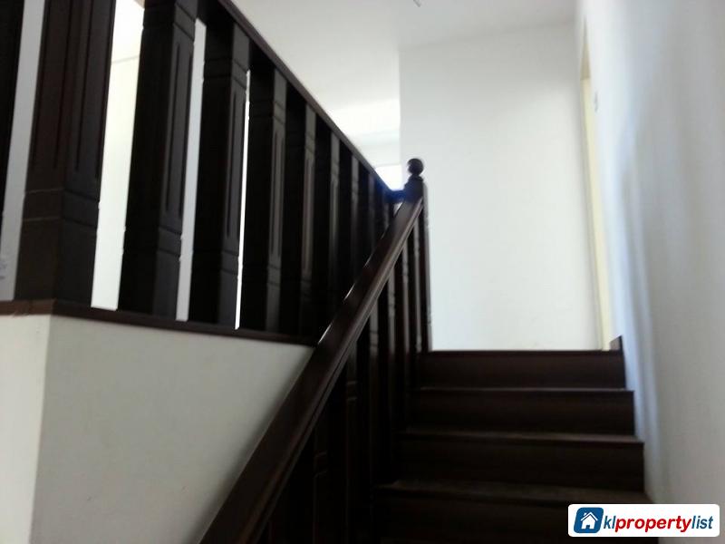 4 bedroom Semi-detached House for sale in Kuching - image 6