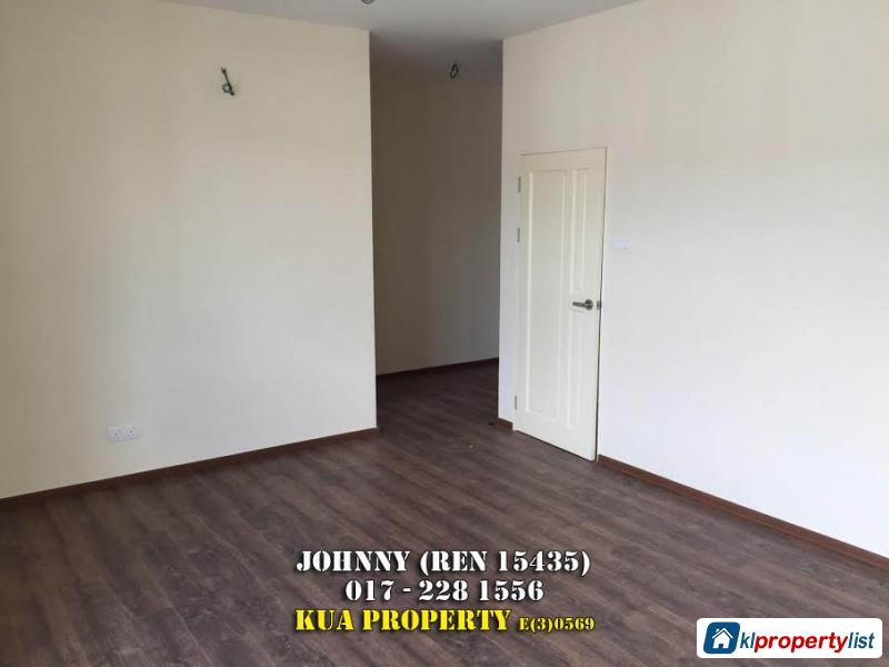 4 bedroom 2-sty Terrace/Link House for sale in Kuching - image 6