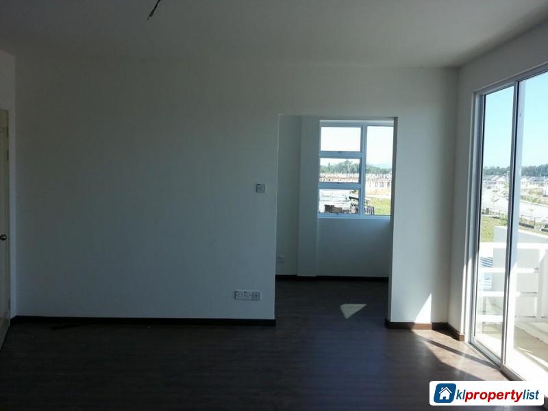 4 bedroom Semi-detached House for sale in Kuching - image 7